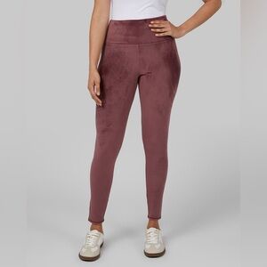 32 Degrees Heat - Women’s Soft Velvour Legging (Wella Rose color size small NWT)